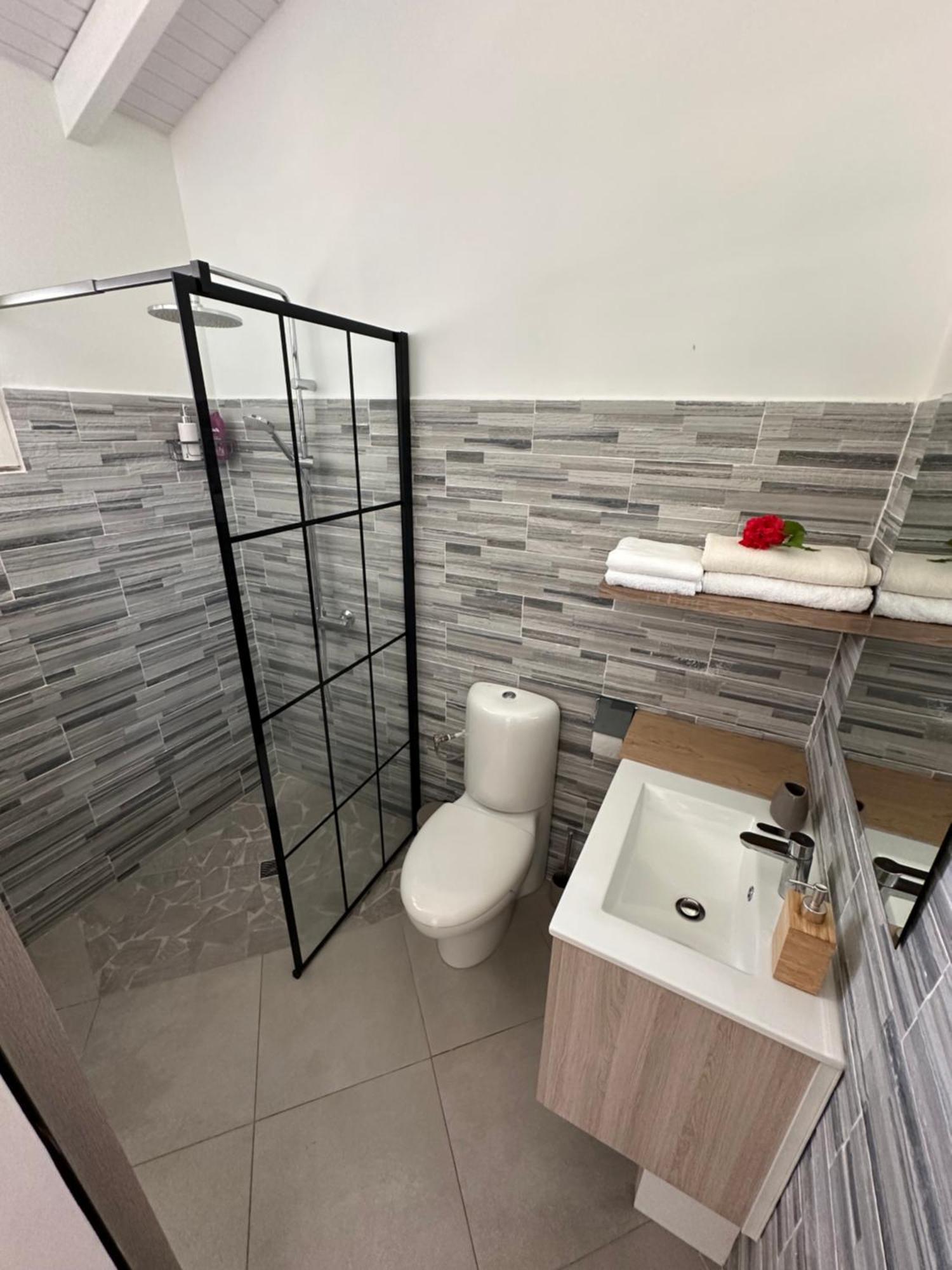 Bungalow Ixora Les Abymes Dış mekan fotoğraf